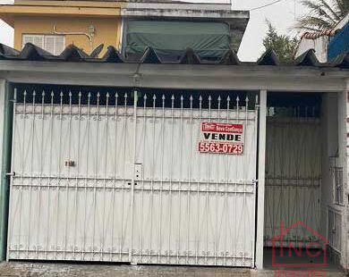 SOBRADO – Marari, São Paulo, SP, Brasil Localizado em rua arborizada